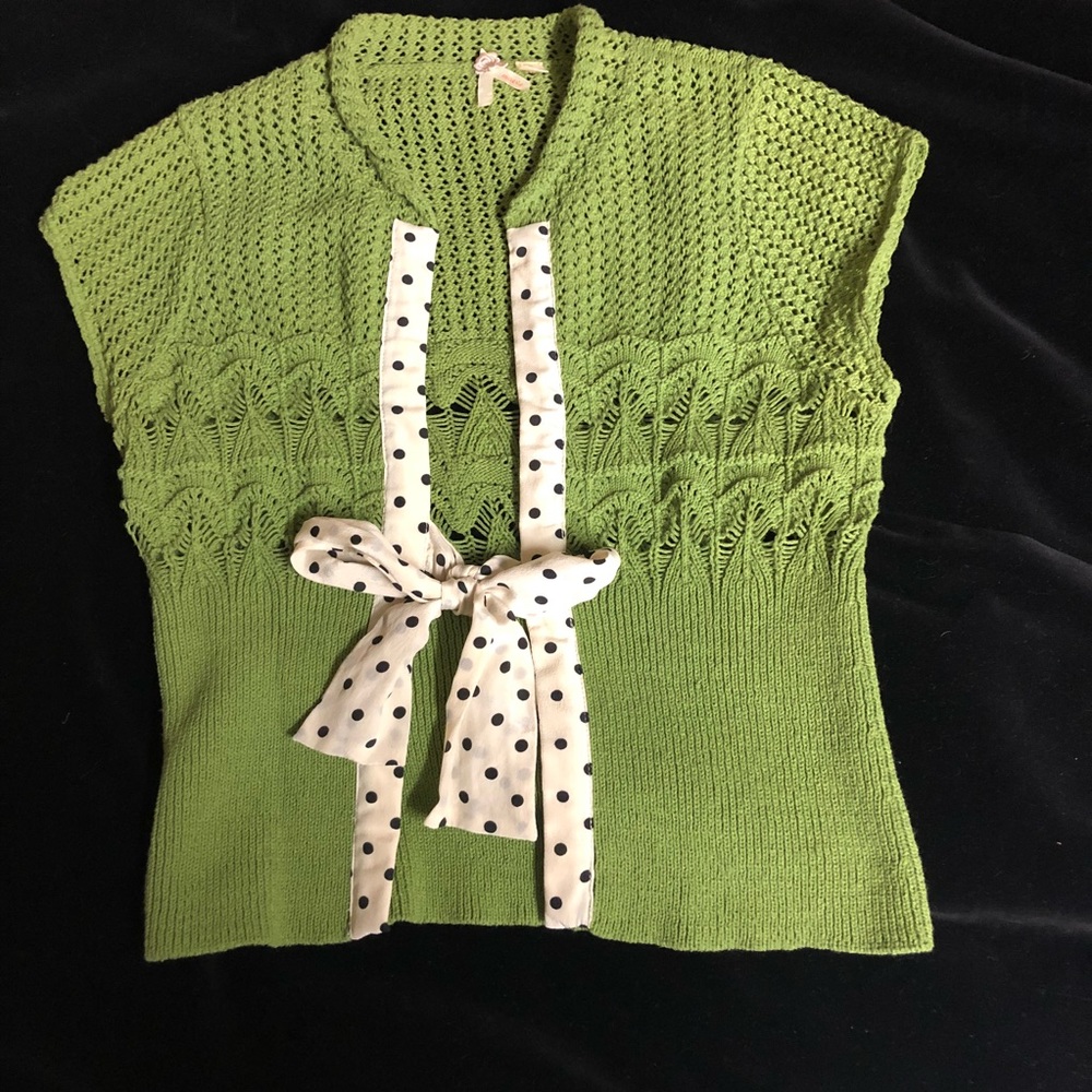 Sweet sweater!